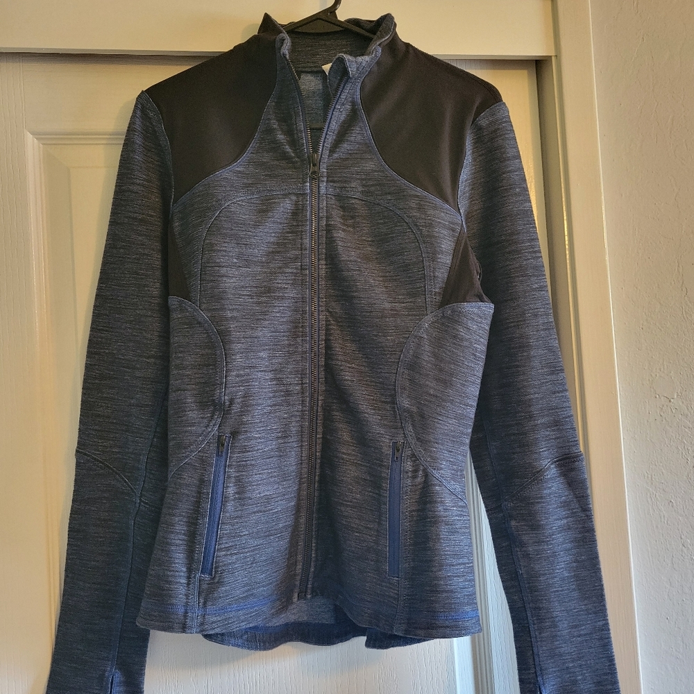 Lululemon Forme Jacket - Picture 3 of 10